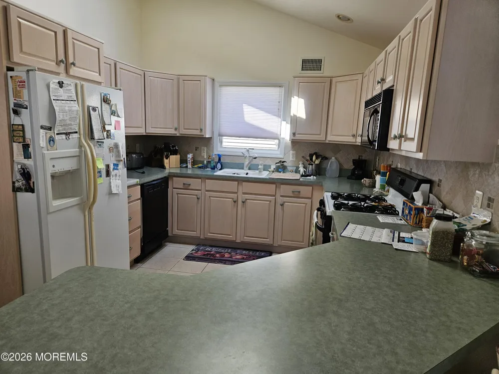 21 W 85th Street Long Beach, NJ 08008
