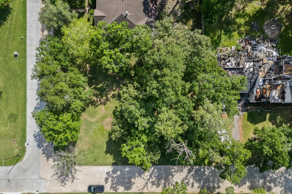 508 Independence Drive Friendswood, TX 77546