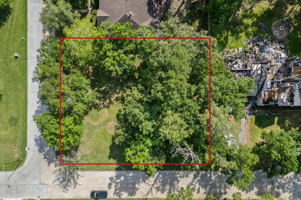 508 Independence Drive Friendswood, TX 77546