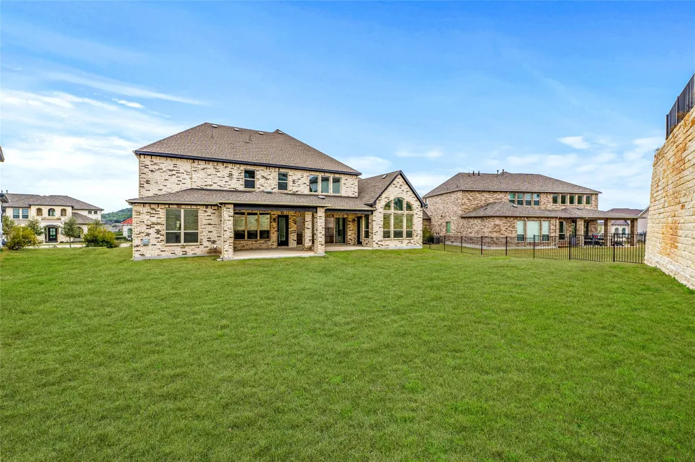 2324 Bel Paese Bend Leander, TX 78641