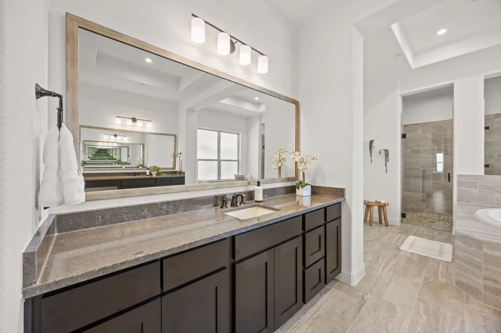 2324 Bel Paese Bend Leander, TX 78641
