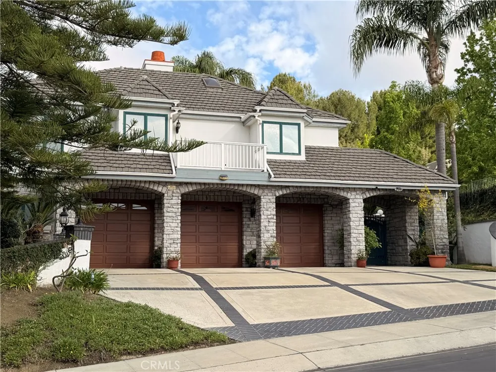 2759 Chauncey Orange, CA 92867
