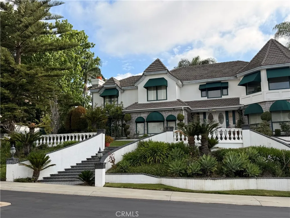 2759 Chauncey Orange, CA 92867