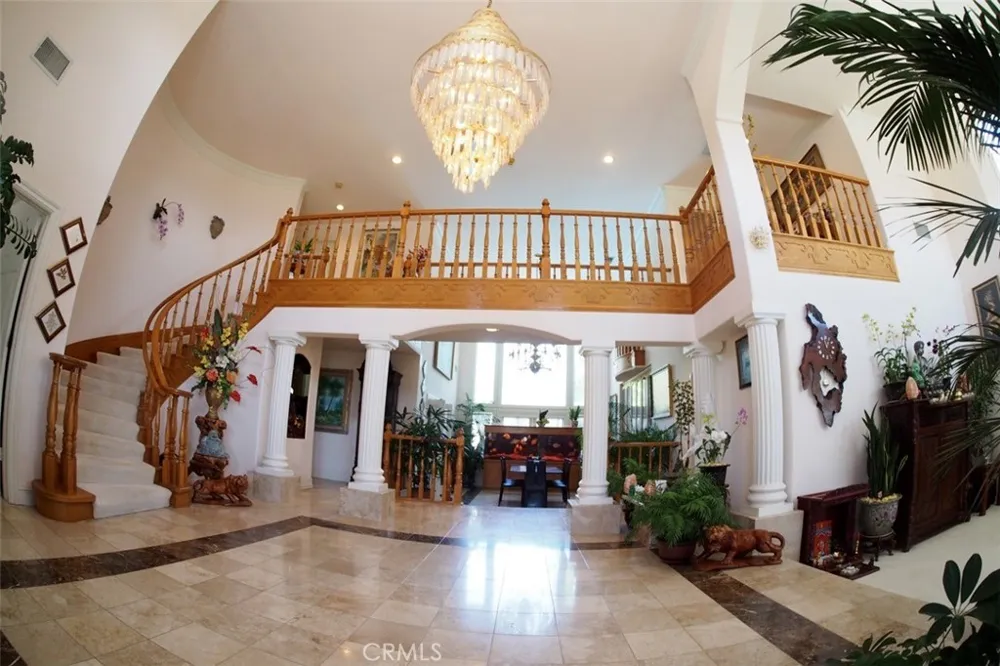 2759 Chauncey Orange, CA 92867