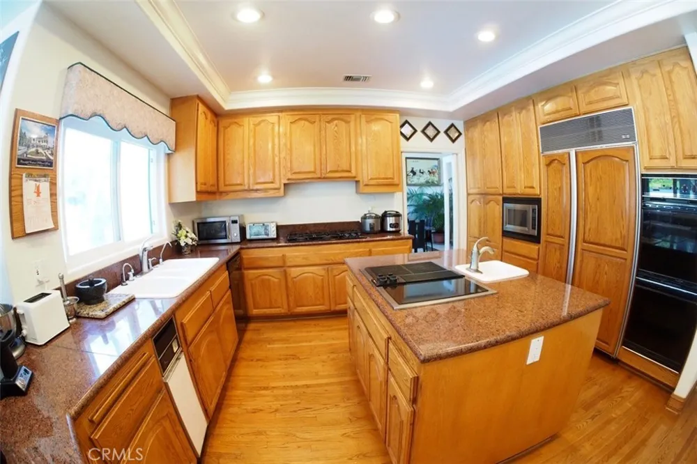 2759 Chauncey Orange, CA 92867