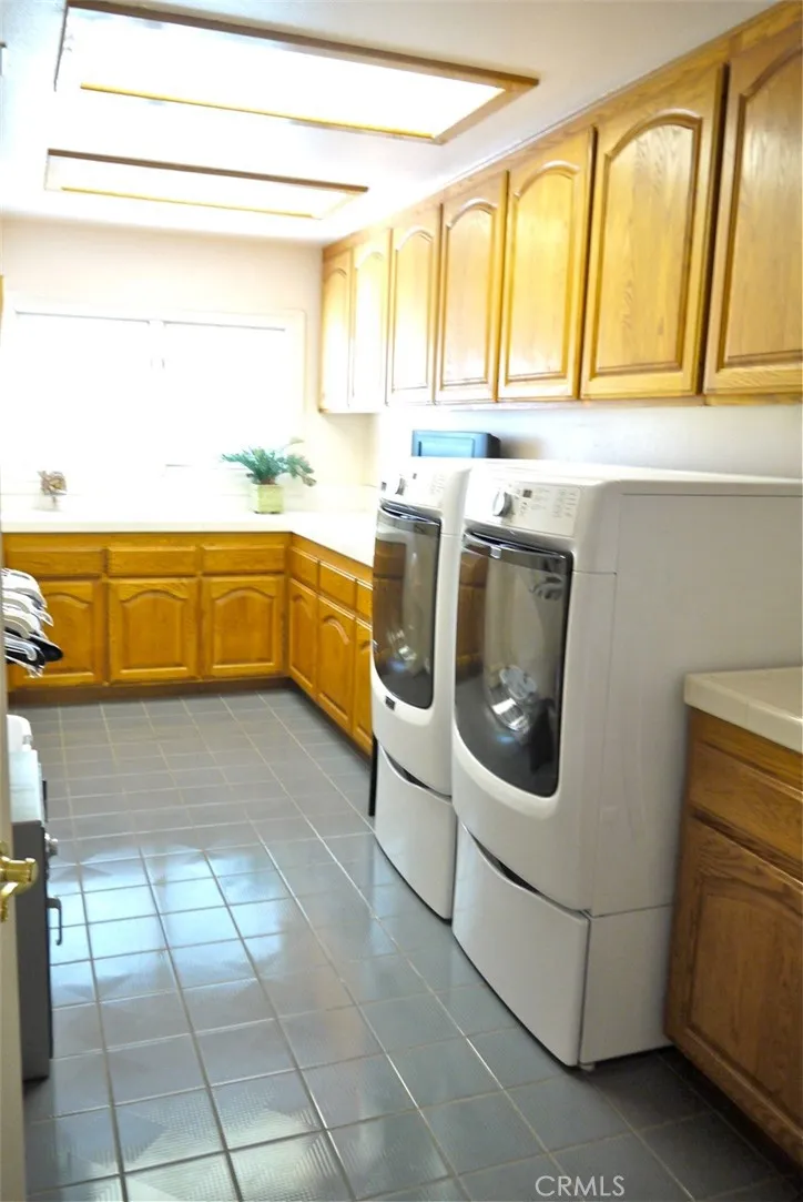 2759 Chauncey Orange, CA 92867