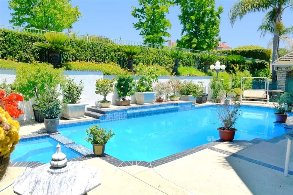 2759 Chauncey Orange, CA 92867