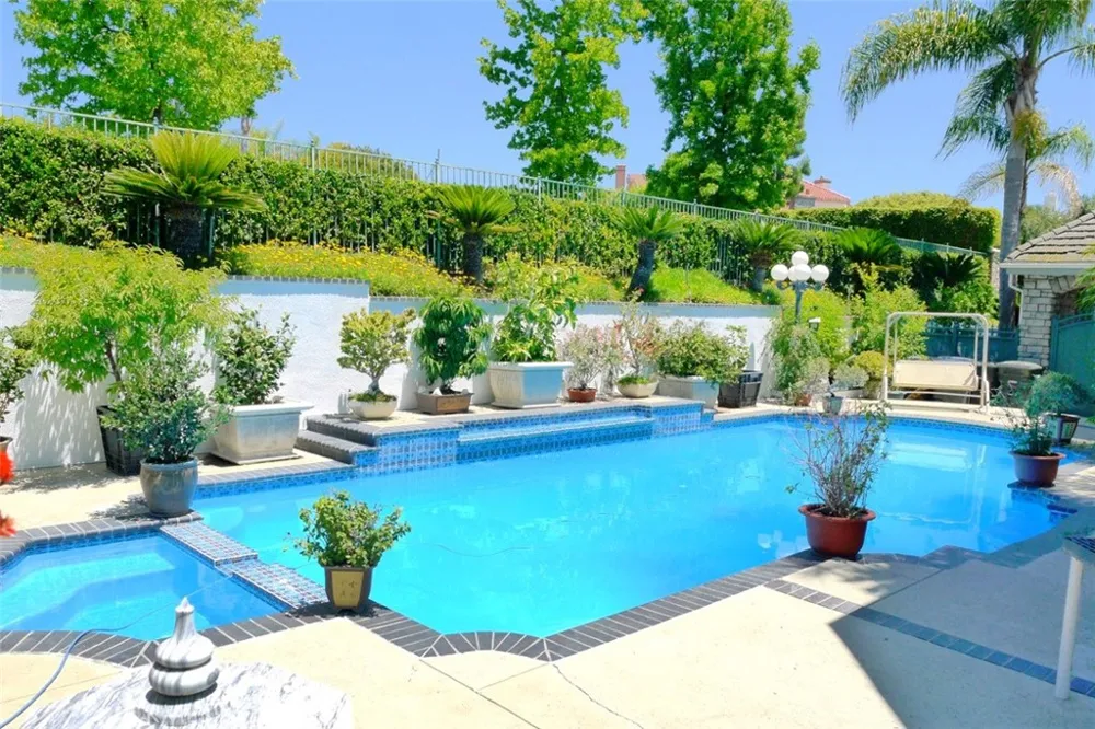 2759 Chauncey Orange, CA 92867