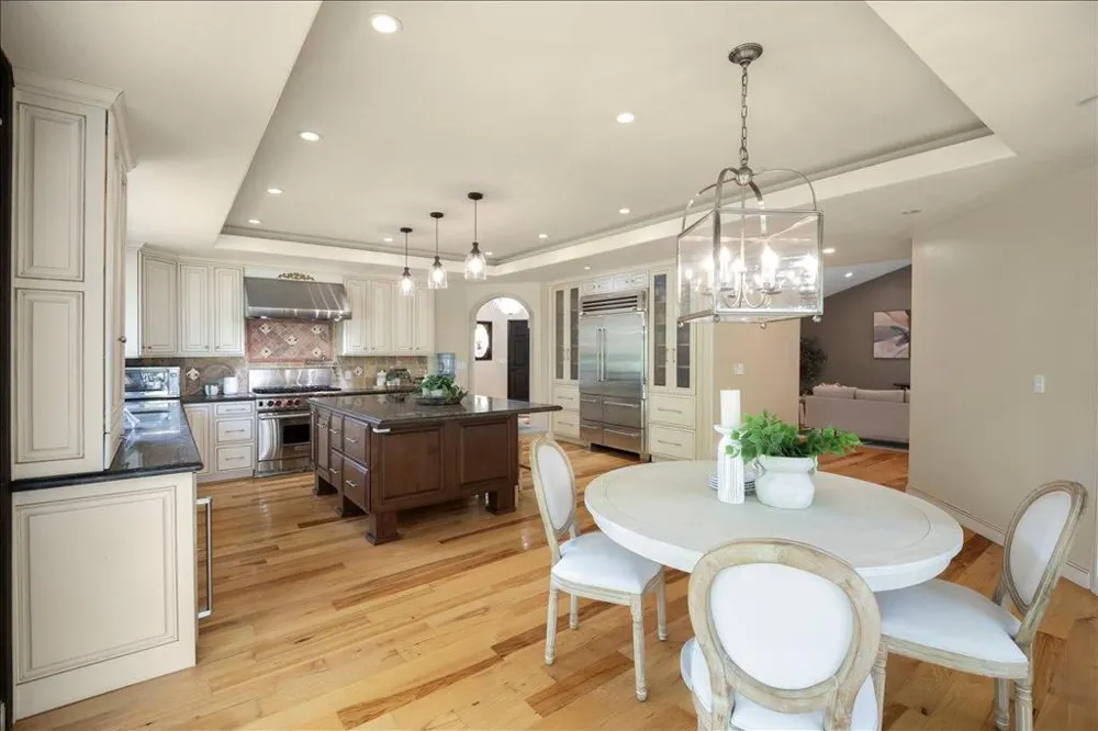 17555 Manzanita Drive Morgan Hill, CA 95037