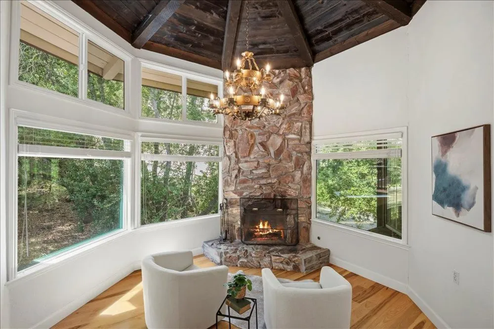 17555 Manzanita Drive Morgan Hill, CA 95037
