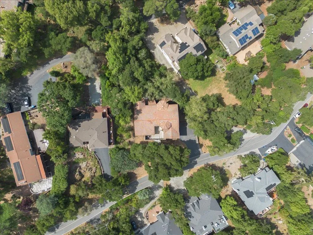 17555 Manzanita Drive Morgan Hill, CA 95037