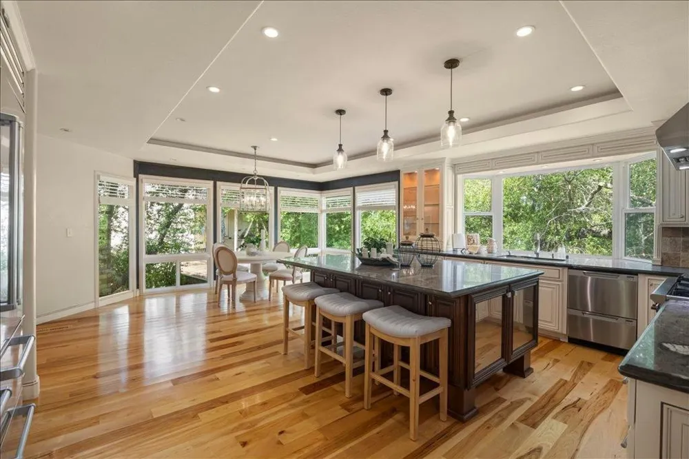 17555 Manzanita Drive Morgan Hill, CA 95037