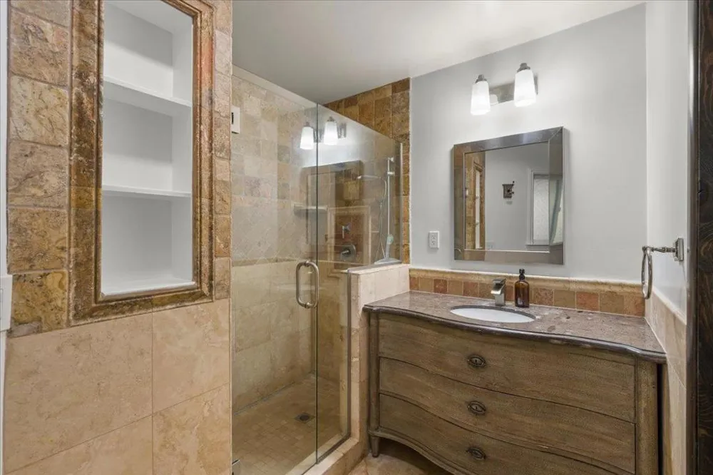 17555 Manzanita Drive Morgan Hill, CA 95037