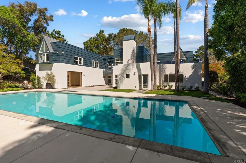 4557 Vista De La Tierra Del Mar, CA 92014