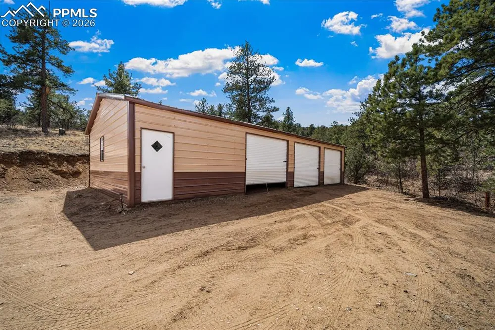 536 Chris Crossover Canon City, CO 81212