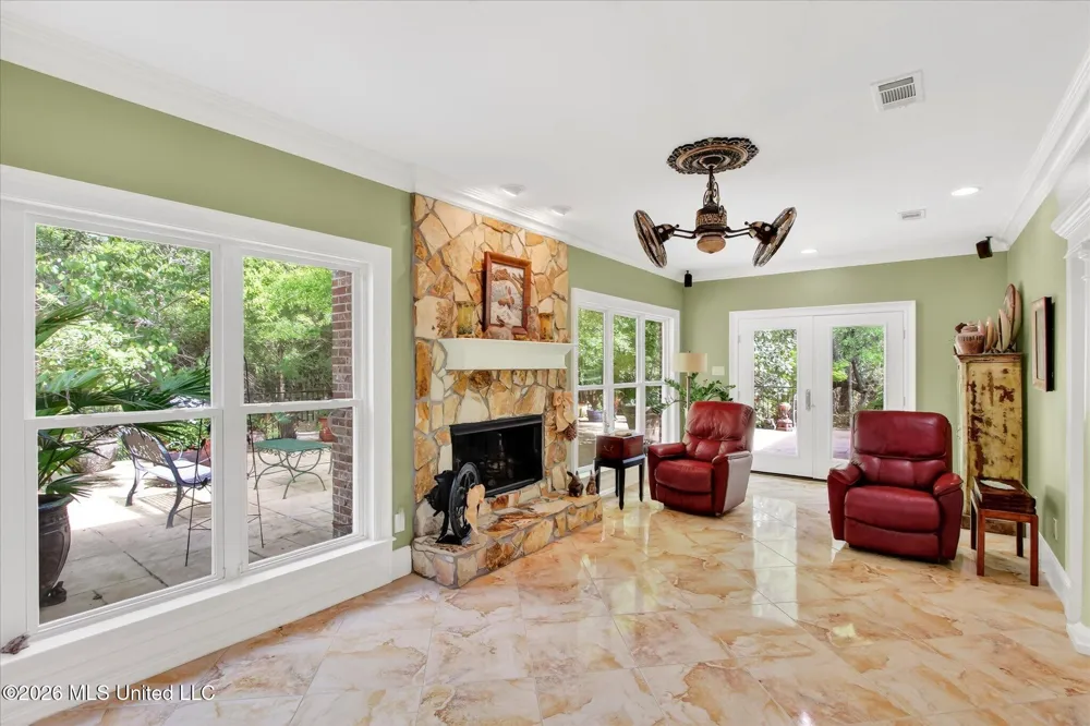7061 Bayou Talla Lane Kiln, MS 39556