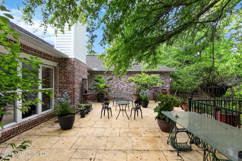 7061 Bayou Talla Lane Kiln, MS 39556
