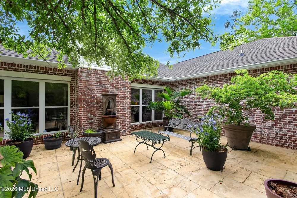7061 Bayou Talla Lane Kiln, MS 39556