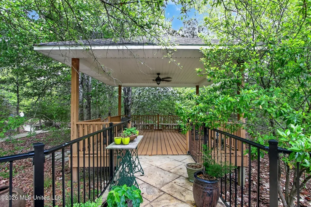 7061 Bayou Talla Lane Kiln, MS 39556