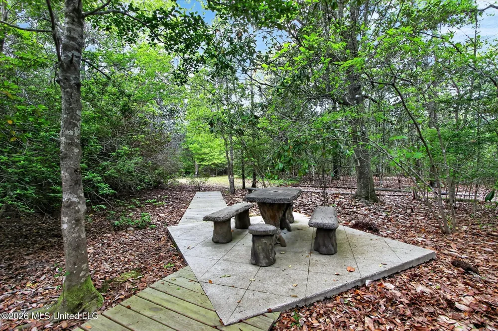 7061 Bayou Talla Lane Kiln, MS 39556