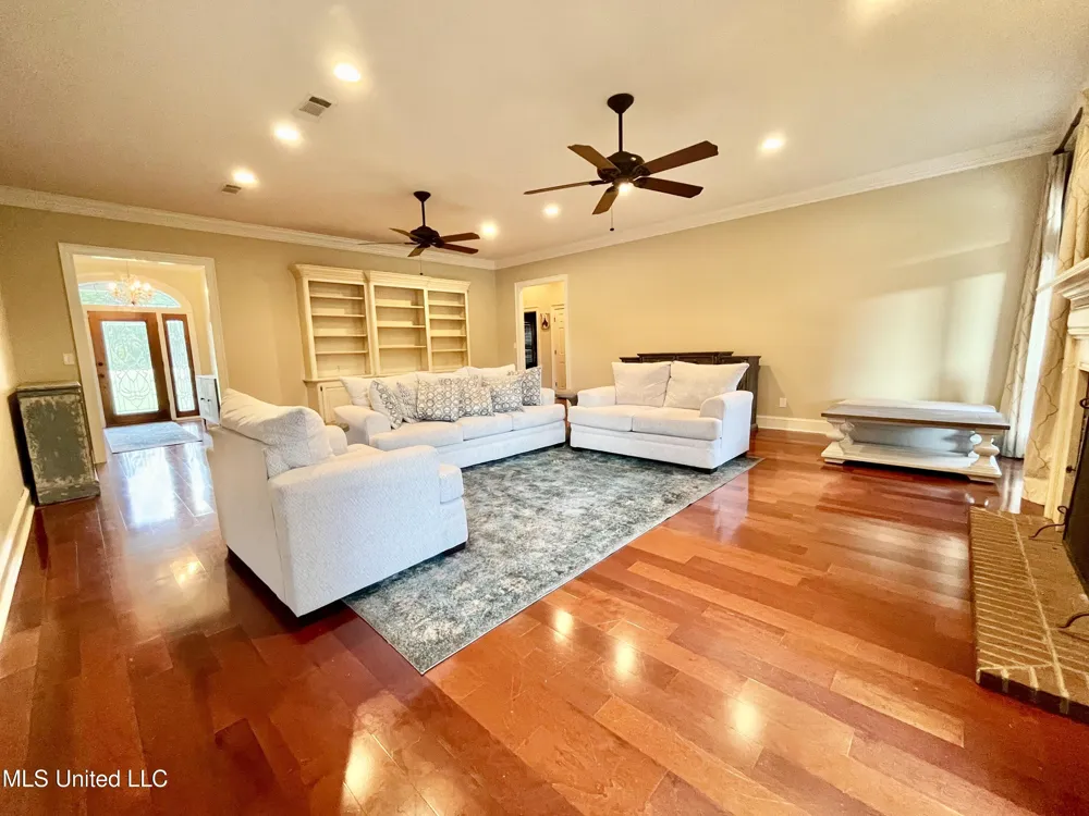 13 Canebrake Drive Crystal Springs, MS 39059