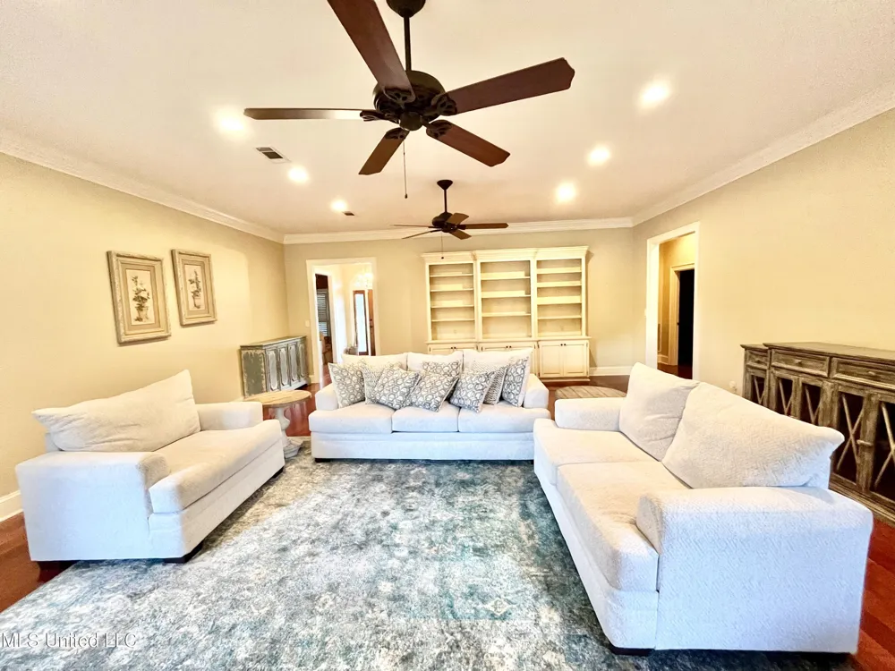 13 Canebrake Drive Crystal Springs, MS 39059