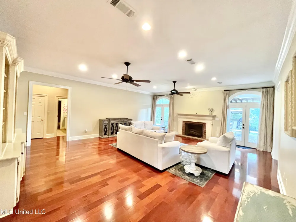13 Canebrake Drive Crystal Springs, MS 39059
