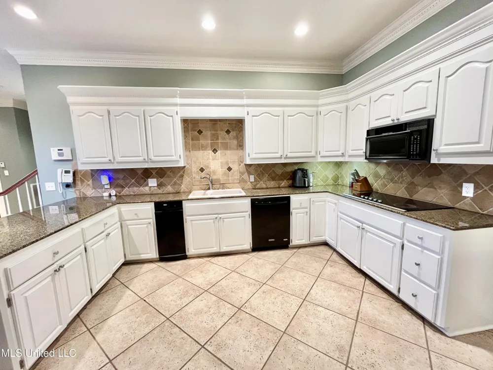 13 Canebrake Drive Crystal Springs, MS 39059