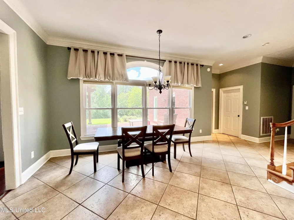 13 Canebrake Drive Crystal Springs, MS 39059