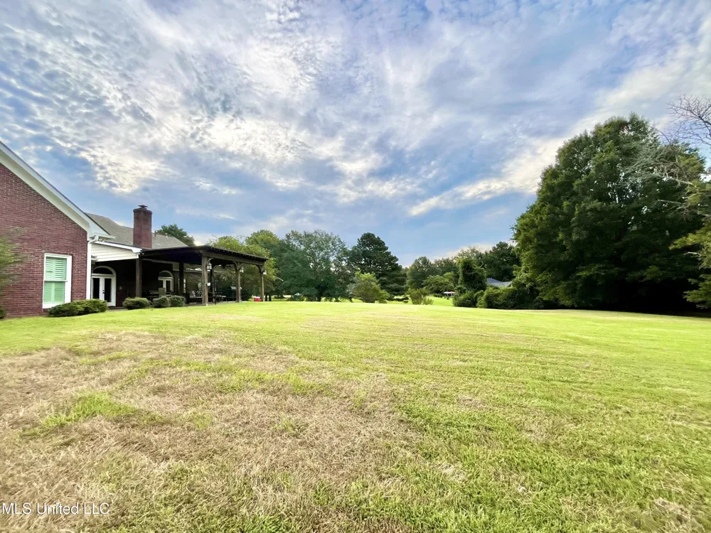 13 Canebrake Drive Crystal Springs, MS 39059