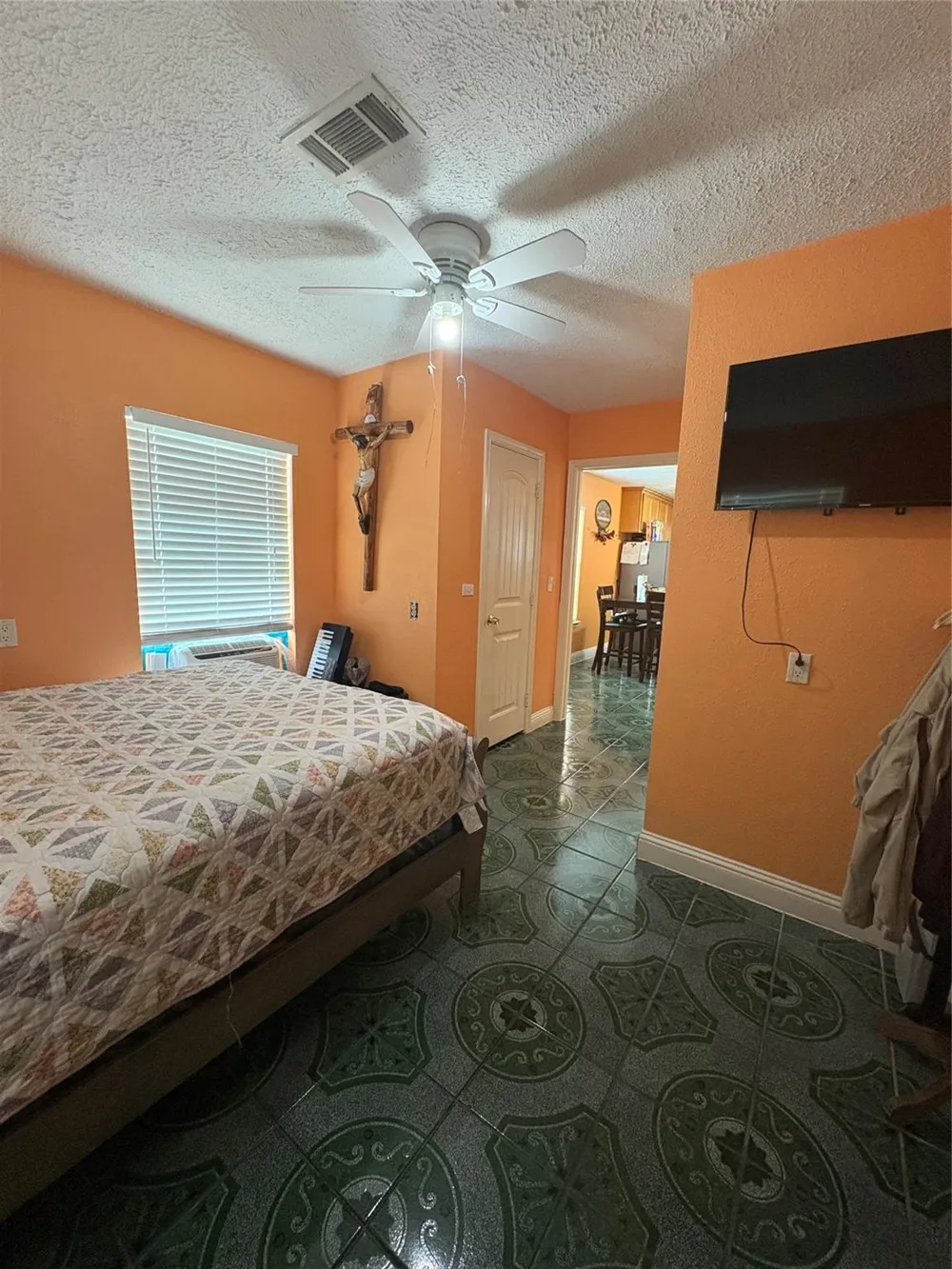 13013 Breezeway Street Houston, TX 77037