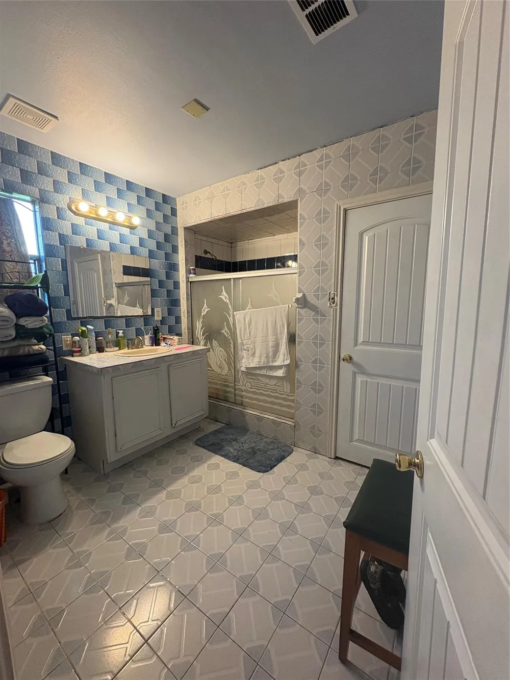 13013 Breezeway Street Houston, TX 77037