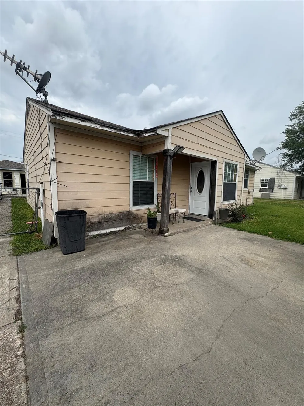 13013 Breezeway Street Houston, TX 77037