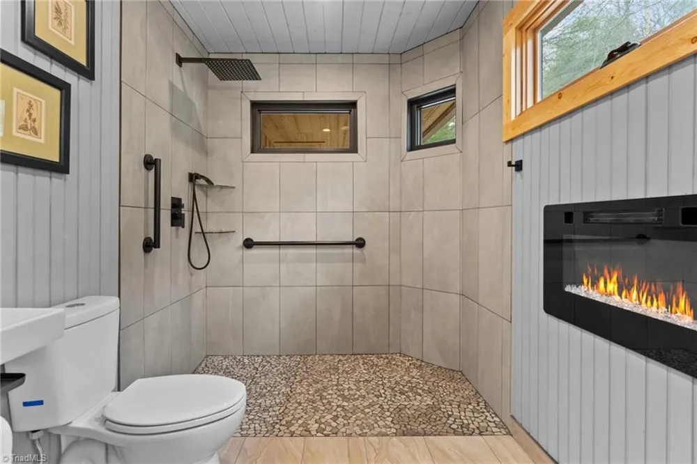 110 Mountain Hearth Drive Sparta, NC 28675