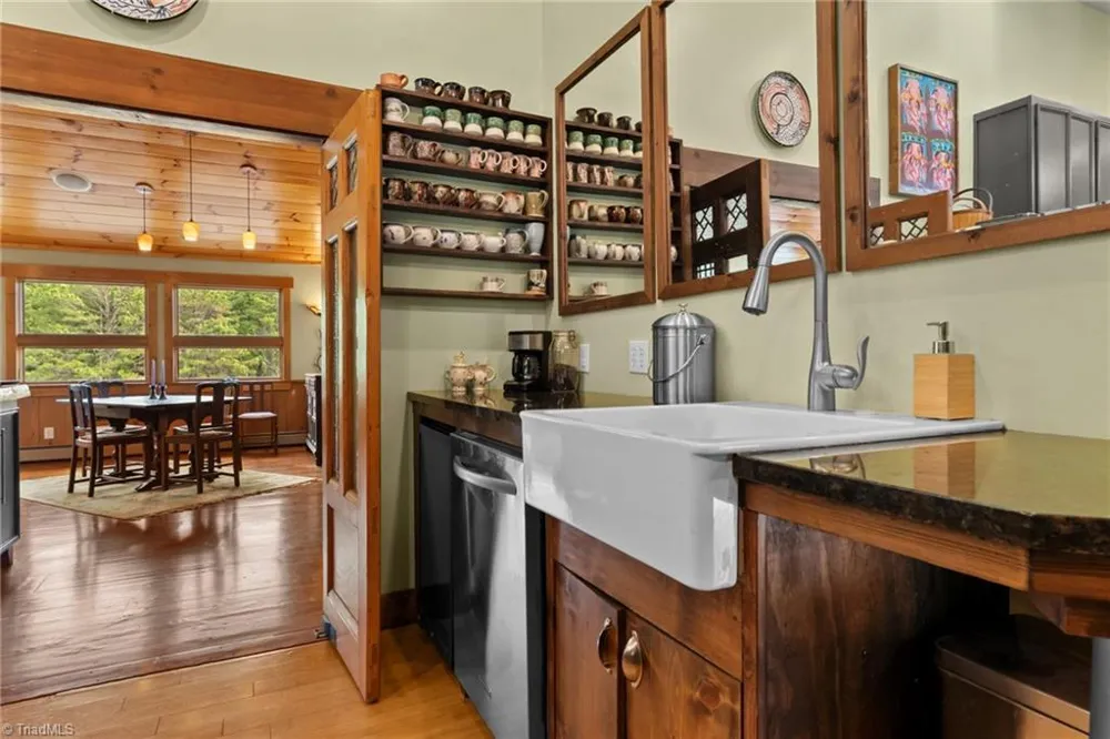 110 Mountain Hearth Drive Sparta, NC 28675