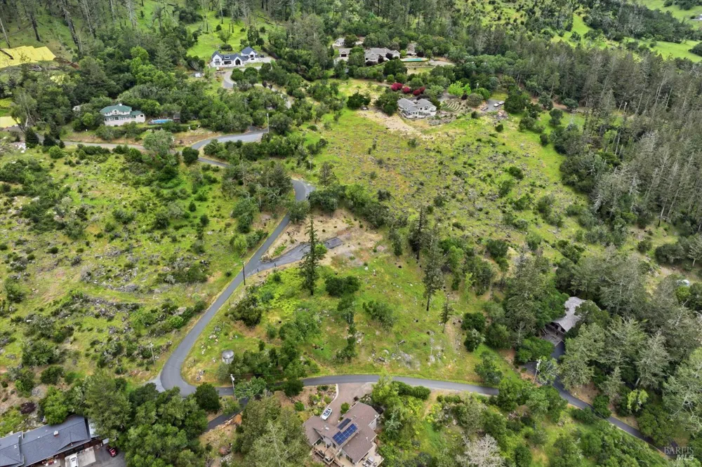 3577 Deer Trail Road Santa Rosa, CA 95404