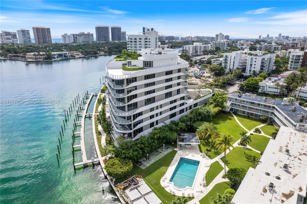 1135 103rd St #203 Bay Harbor Islands, FL 33154