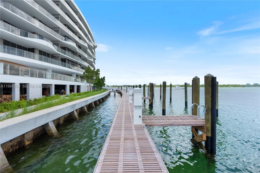1135 103rd St #203 Bay Harbor Islands, FL 33154