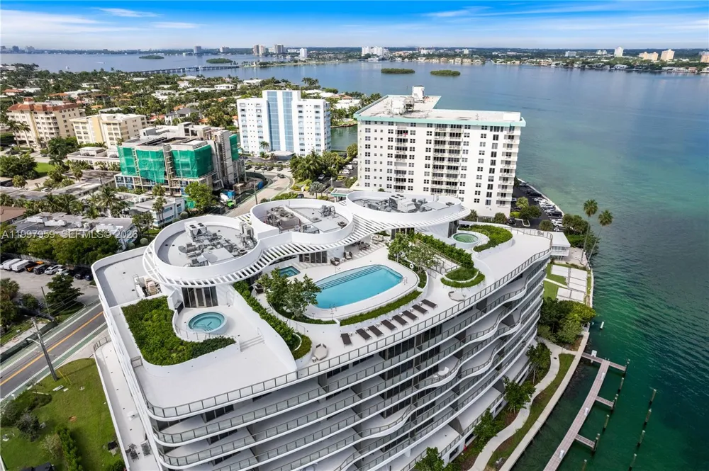 1135 103rd St #203 Bay Harbor Islands, FL 33154