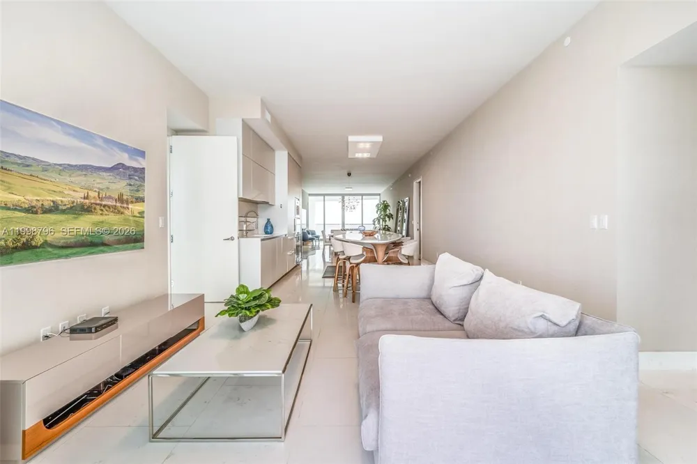 16901 Collins Ave #903 Sunny Isles Beach, FL 33160