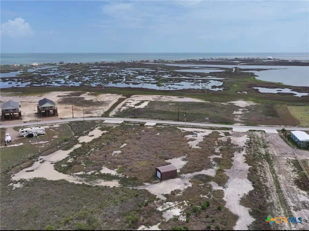 268 Powderhorn Lane Port Lavaca, TX 77979