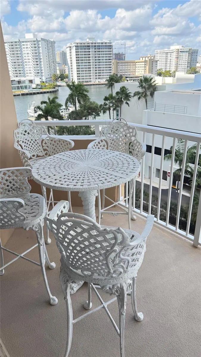 1965 S Ocean Dr #5D Hallandale Beach, FL 33009