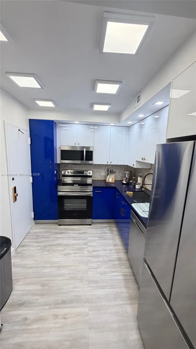 1965 S Ocean Dr #5D Hallandale Beach, FL 33009