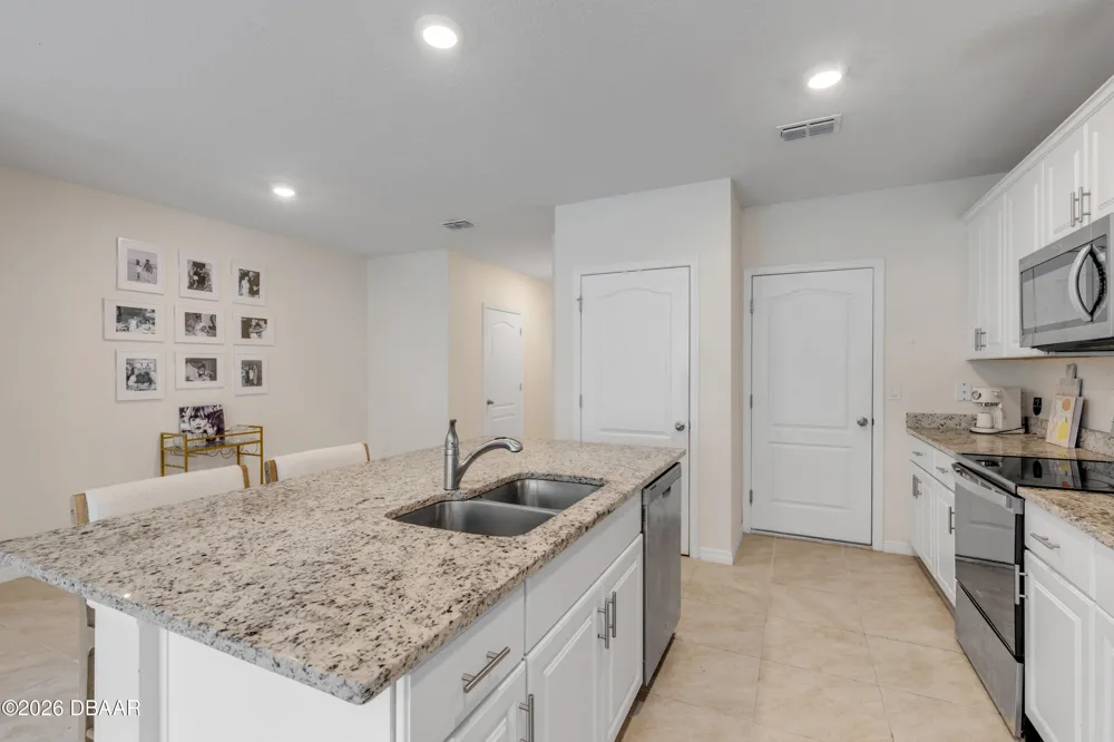 60 Bella Oaks Drive Port Orange, FL 32129