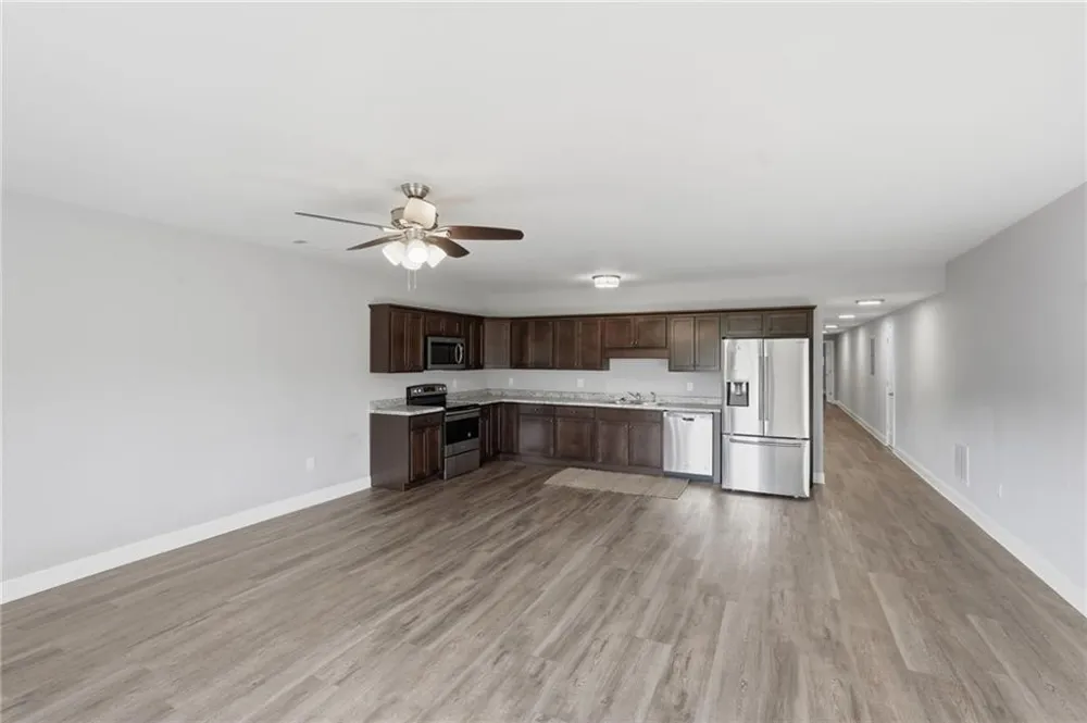 1202 Hodges Circle Mansfield, GA 30055
