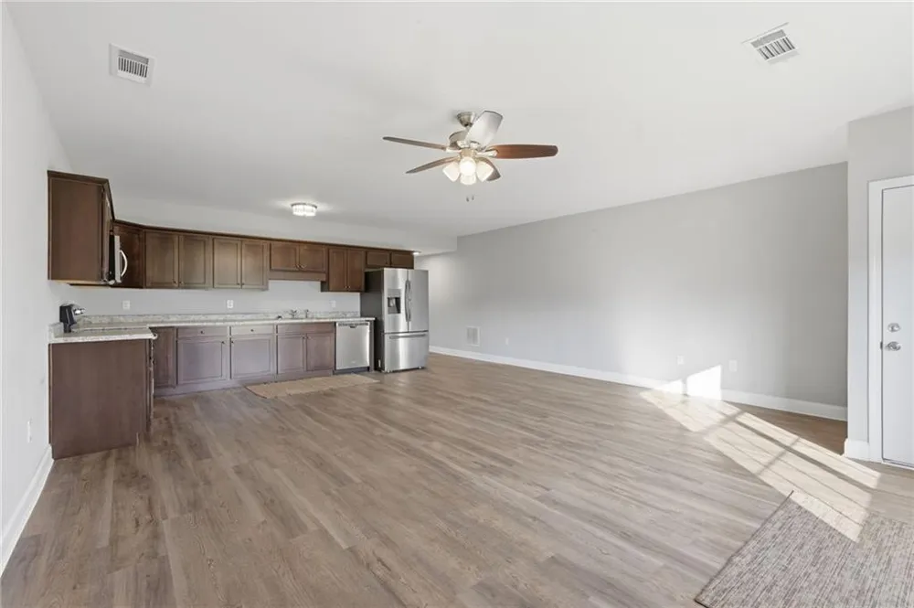 1202 Hodges Circle Mansfield, GA 30055