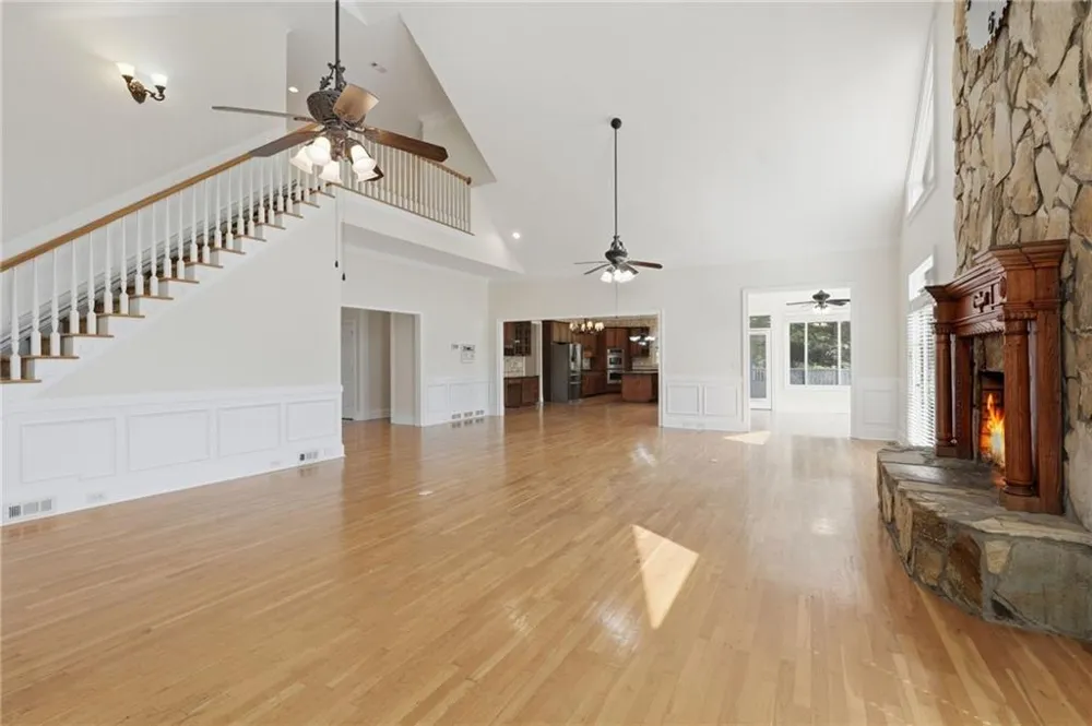 1202 Hodges Circle Mansfield, GA 30055