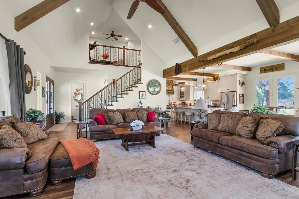 15586 Highway 105 E Conroe, TX 77306