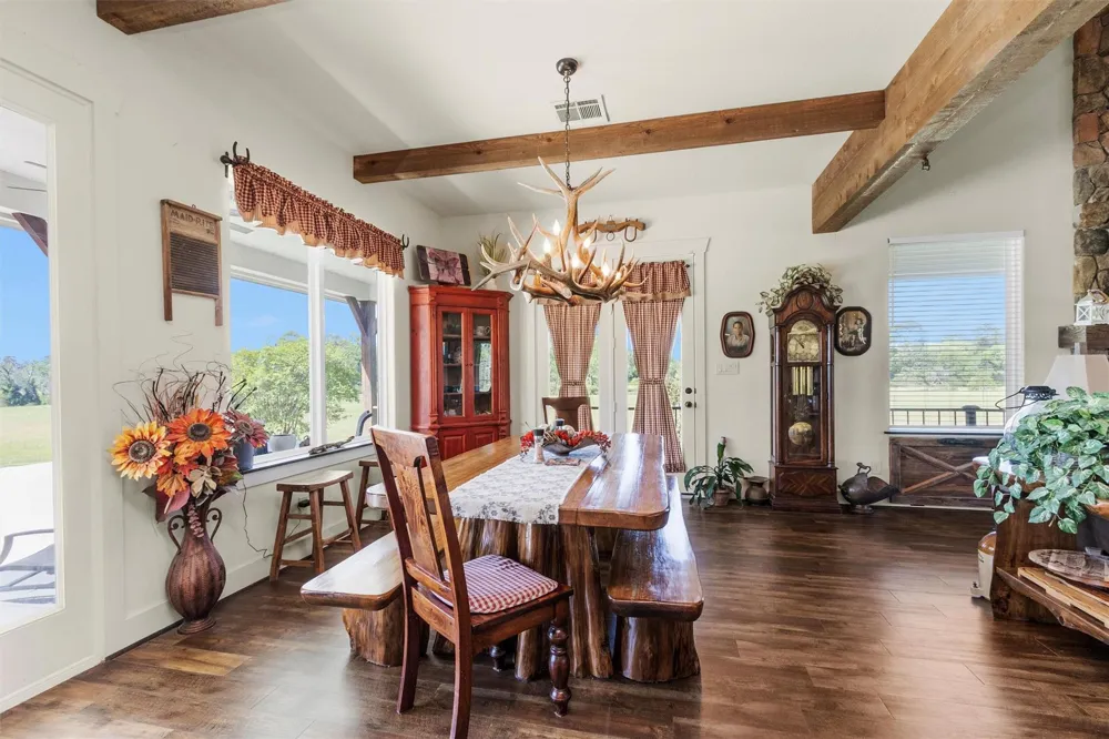 15586 Highway 105 E Conroe, TX 77306