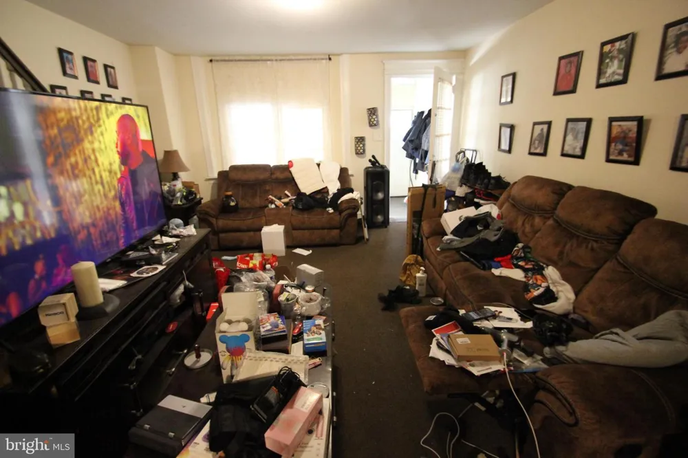 6008 OGONTZ AVENUE Philadelphia, PA 19141